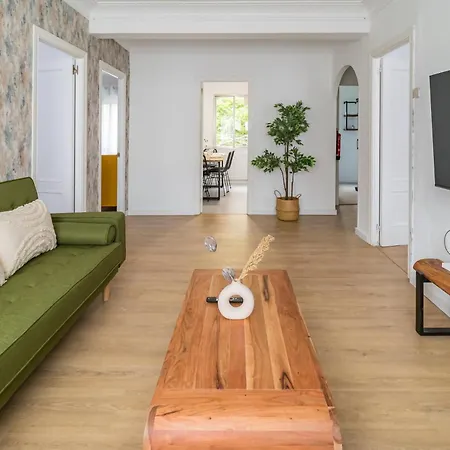 Moderno Centrico Apartment *